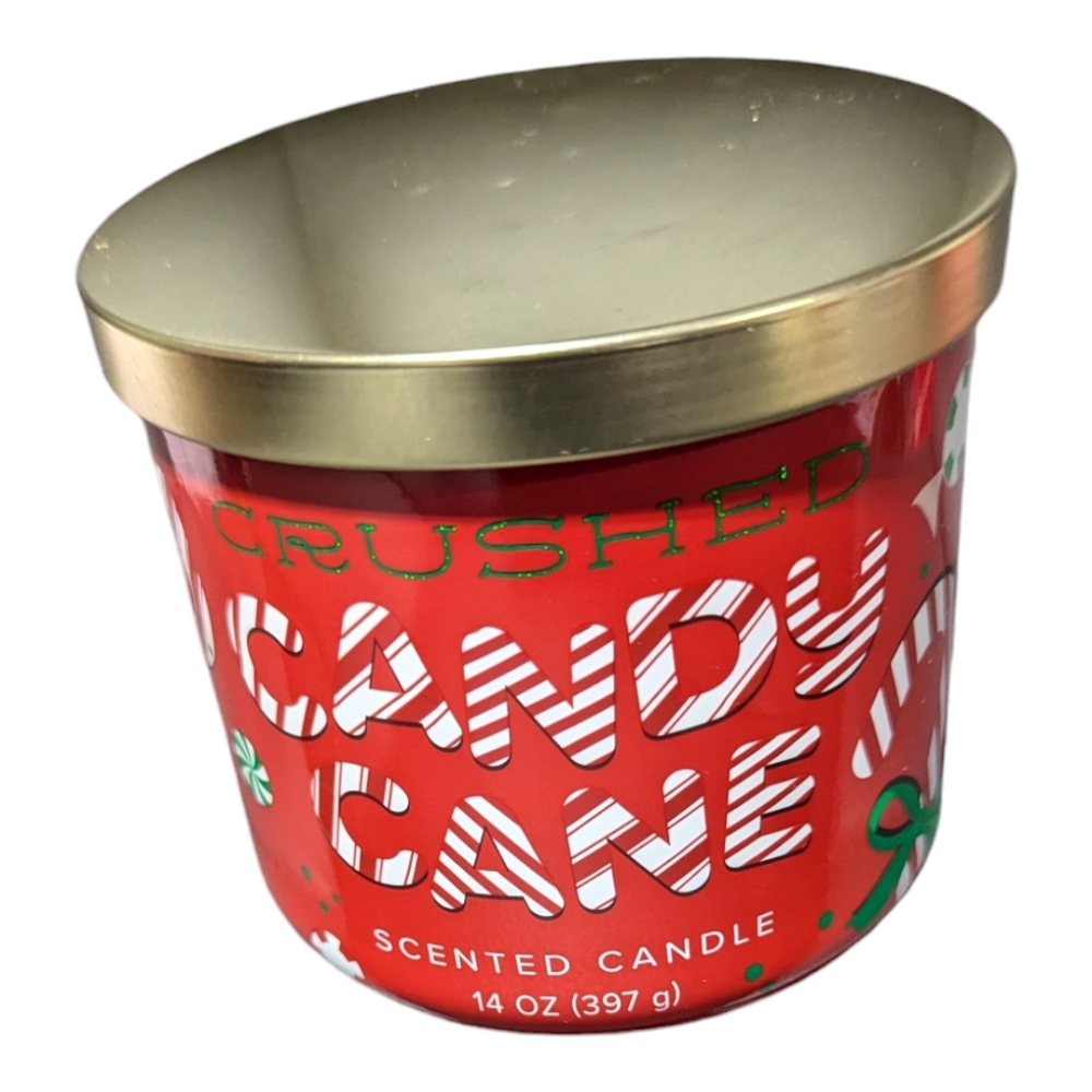 Crushed Candy Cane Scented Candle 14 oz red 3 wicks